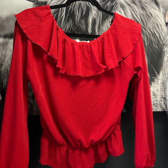 H&M Red Ruffle Peplum Blouse - Picture 3 of 3
